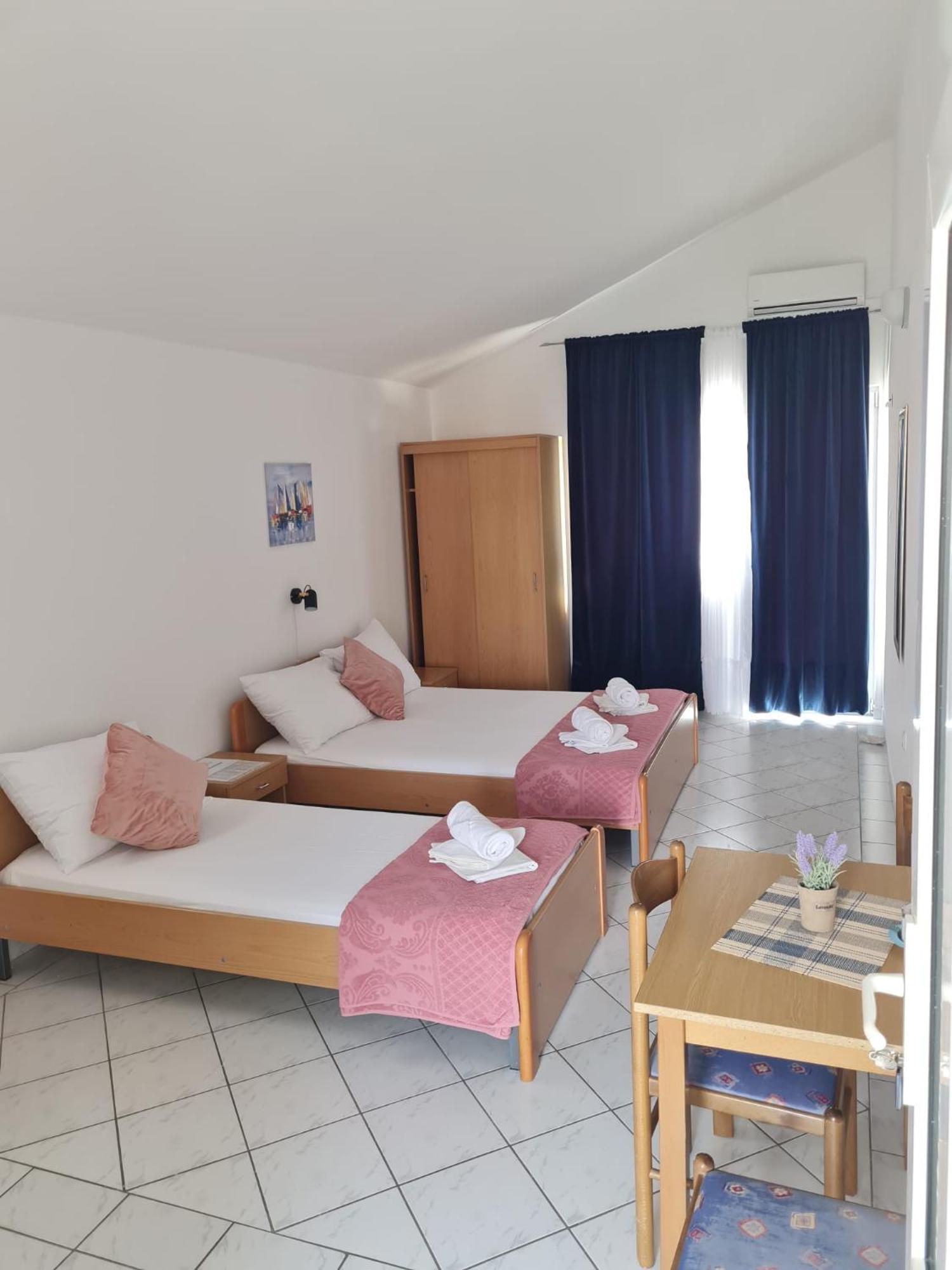 Iva Apartments Podaca Dış mekan fotoğraf